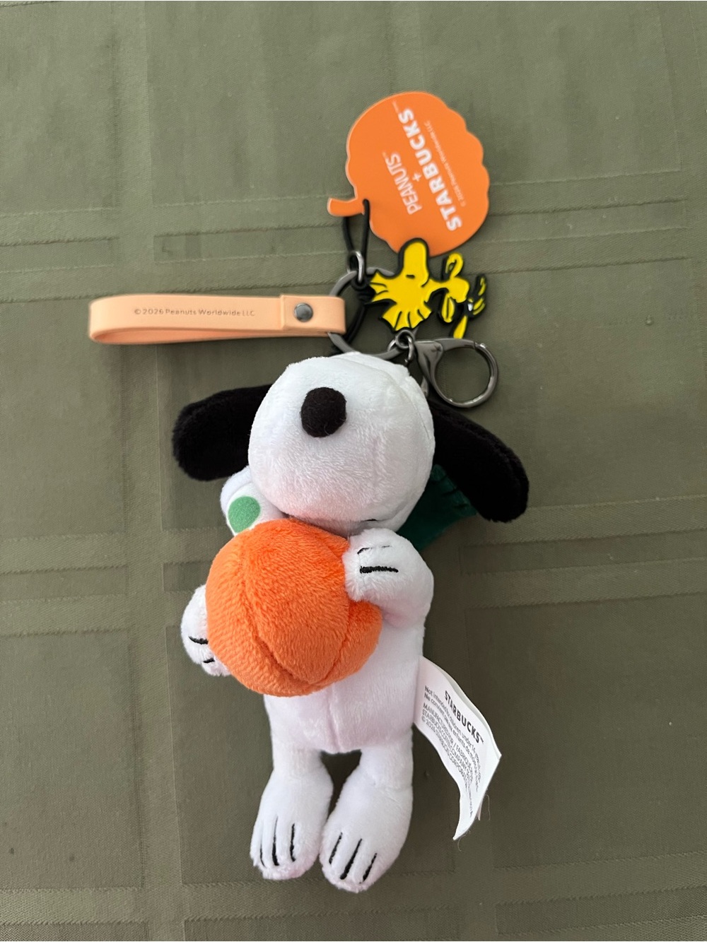 Peanuts x Starbucks Snoopy bag charm